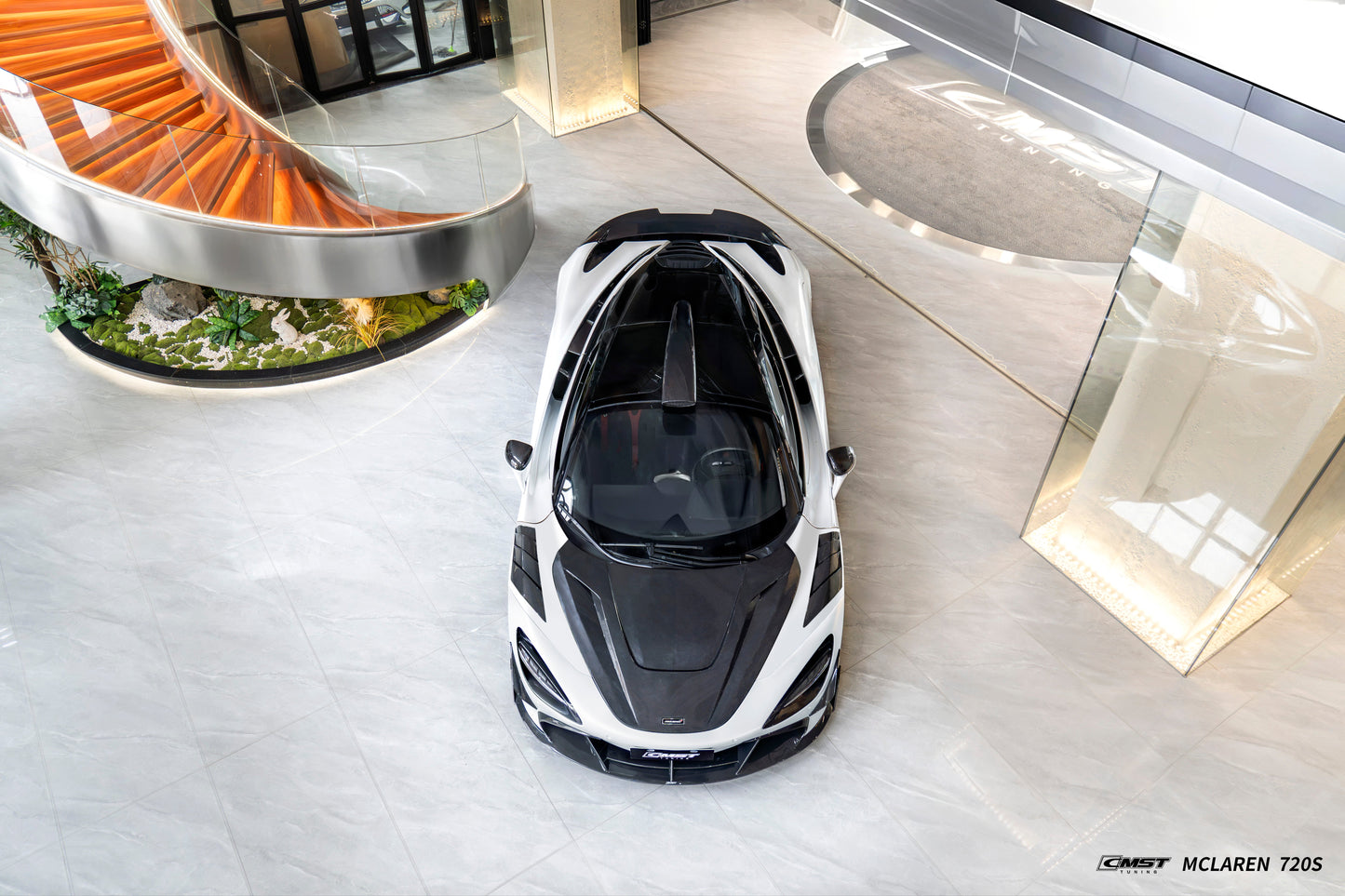 CMST Tuning Roof Scoop for McLaren 720S & 750S & 765LT Dry Pre-preg Carbon Fiber / FRP