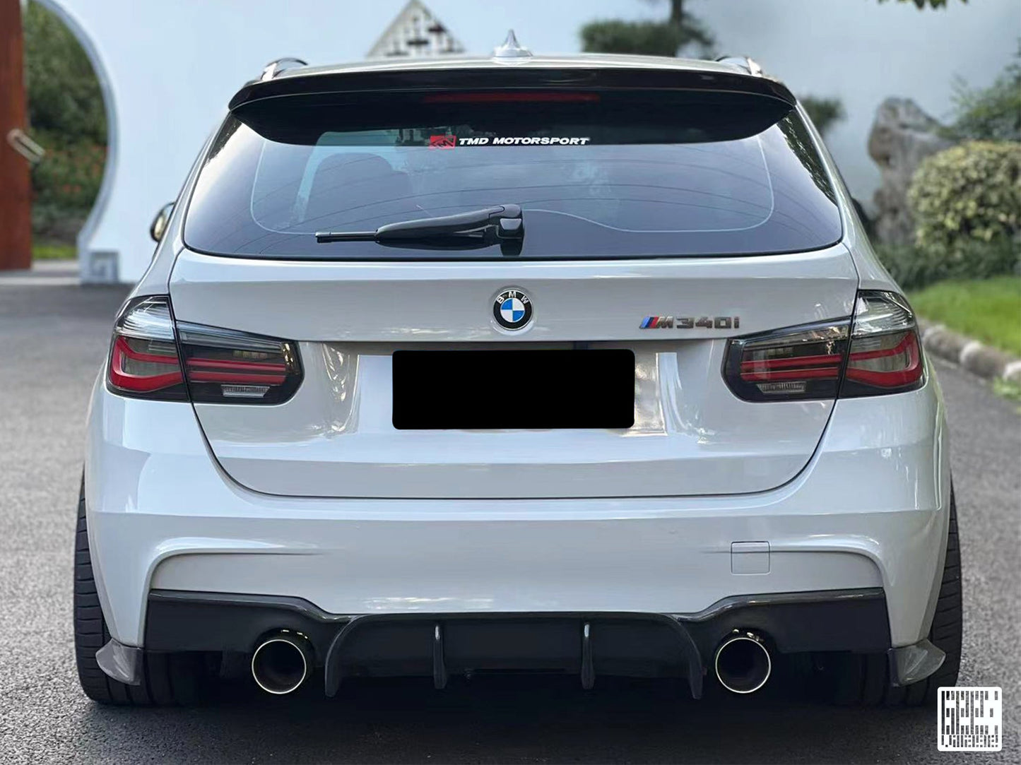 Geex Village Rear Diffuser & Undertray for BMW 3 Series M Sport 340i 335i F30 2012-2019 Carbon Fiber