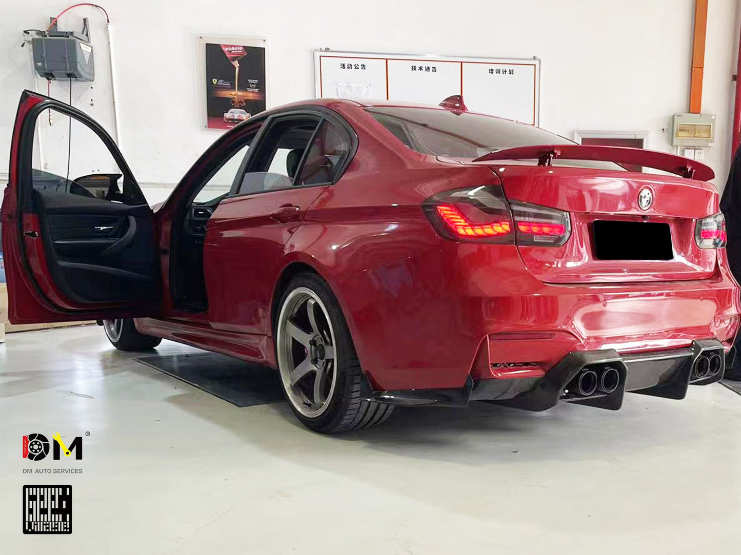 Geex Village Rear Canards for BMW M3/C/CS F81 F80 2014-2018 & M4/C/CS F83 F82 2014-2020 Carbon Fiber