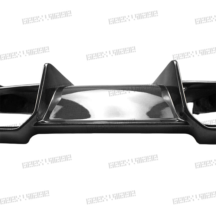 Geex Village Rear Diffuser & Undertray for BMW M3/C/CS F81 F80 2014-2018 & M4/C/CS F83 F82 2014-2020 Carbon Fiber