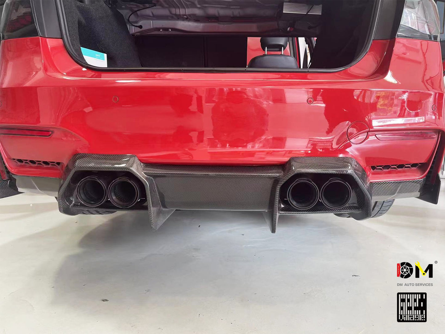 Geex Village Rear Diffuser & Undertray for BMW M3/C/CS F81 F80 2014-2018 & M4/C/CS F83 F82 2014-2020 Carbon Fiber