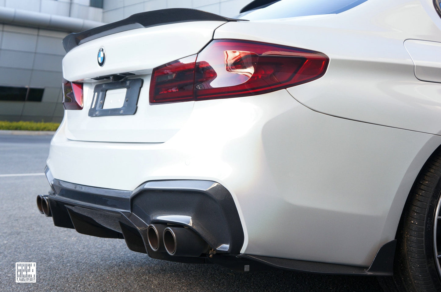 Geex Village Rear Canards for BMW M5C M5 F90 2018-2024 & 5 Series M550 540 G30 2017-2023 Carbon Fiber