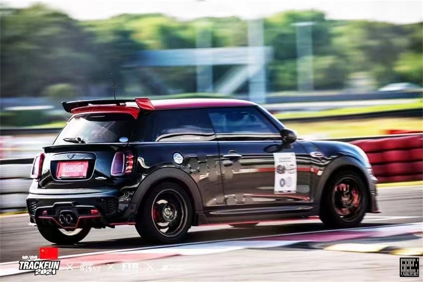 Geex Village Side Skirts for MINI Cooper JCW S Base F56 2014-ON (Fits Both Pre-LCI & LCI) Carbon Fiber/FRP