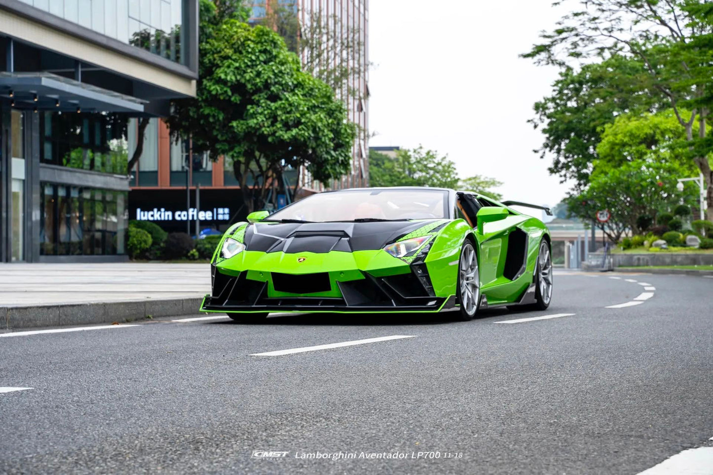 CMST Tuning Front Fender for Lamborghini Aventador LP700 LP720 S LP740 2012-2023 Dry Pre-Preg Carbon Fiber/FRP