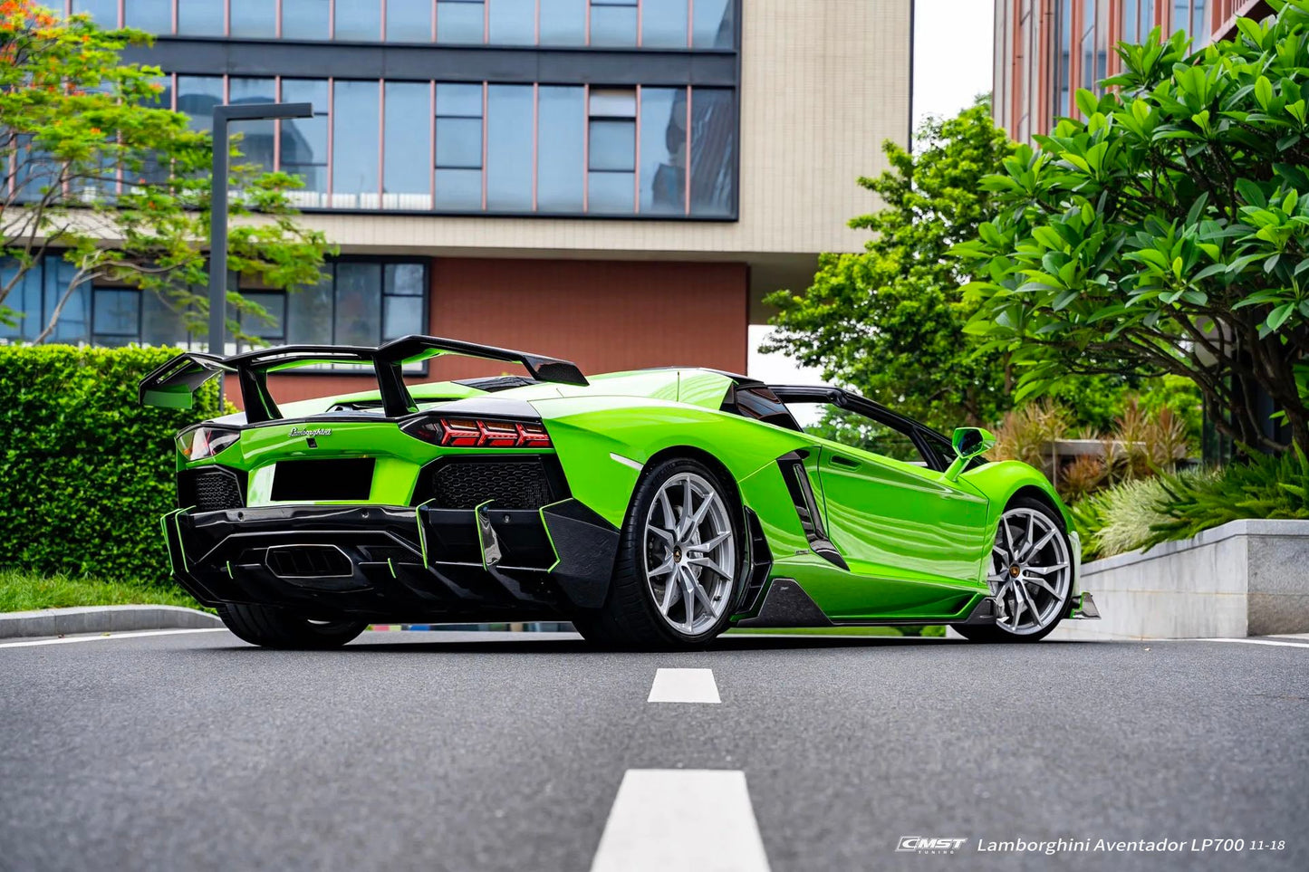 CMST Tuning Rear Quarter Panel Garnish Flares for Lamborghini Aventador LP700 LP720 S LP740 2012-2023 Dry Pre-Preg Carbon Fiber/FRP
