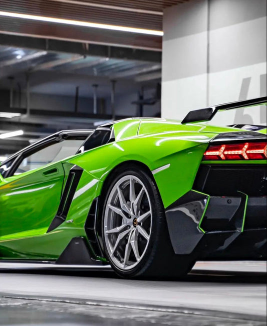 CMST Tuning Rear Quarter Panel Garnish Flares for Lamborghini Aventador LP700 LP720 S LP740 2012-2023 Dry Pre-Preg Carbon Fiber/FRP