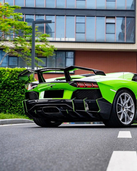 CMST Tuning Rear Diffuser for Lamborghini Aventador LP700 LP720 S LP740 2012-2023 Dry Pre-Preg Carbon Fiber/FRP