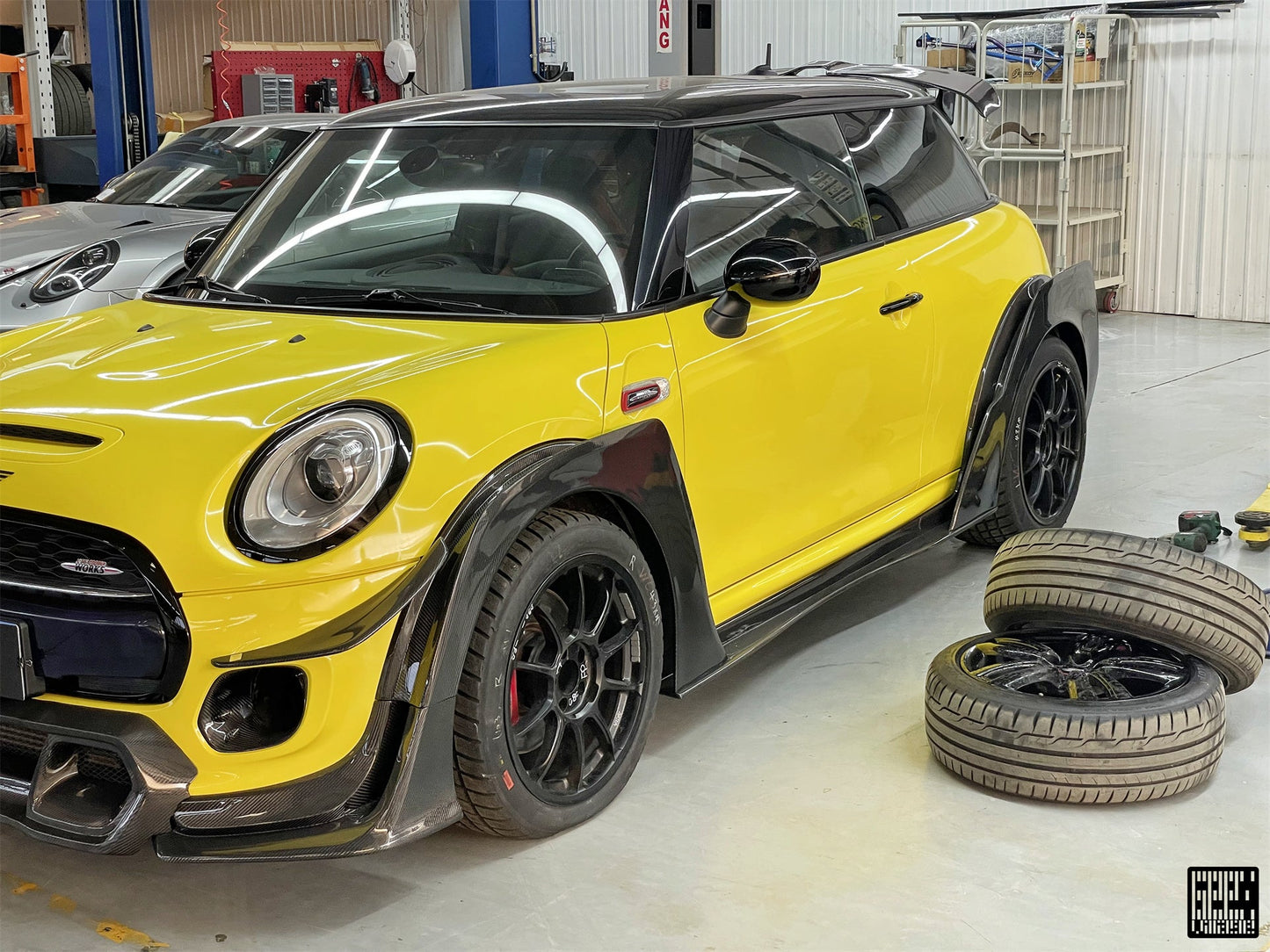 Geex Village Fog Light Bezel for MINI Cooper JCW S Base F56 2014-2018 Pre-LCI Carbon Fiber/FRP