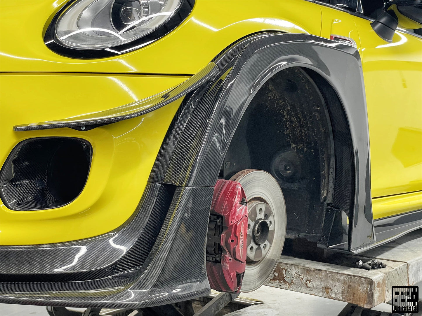 Geex Village Fog Light Bezel for MINI Cooper JCW S Base F56 2014-2018 Pre-LCI Carbon Fiber/FRP