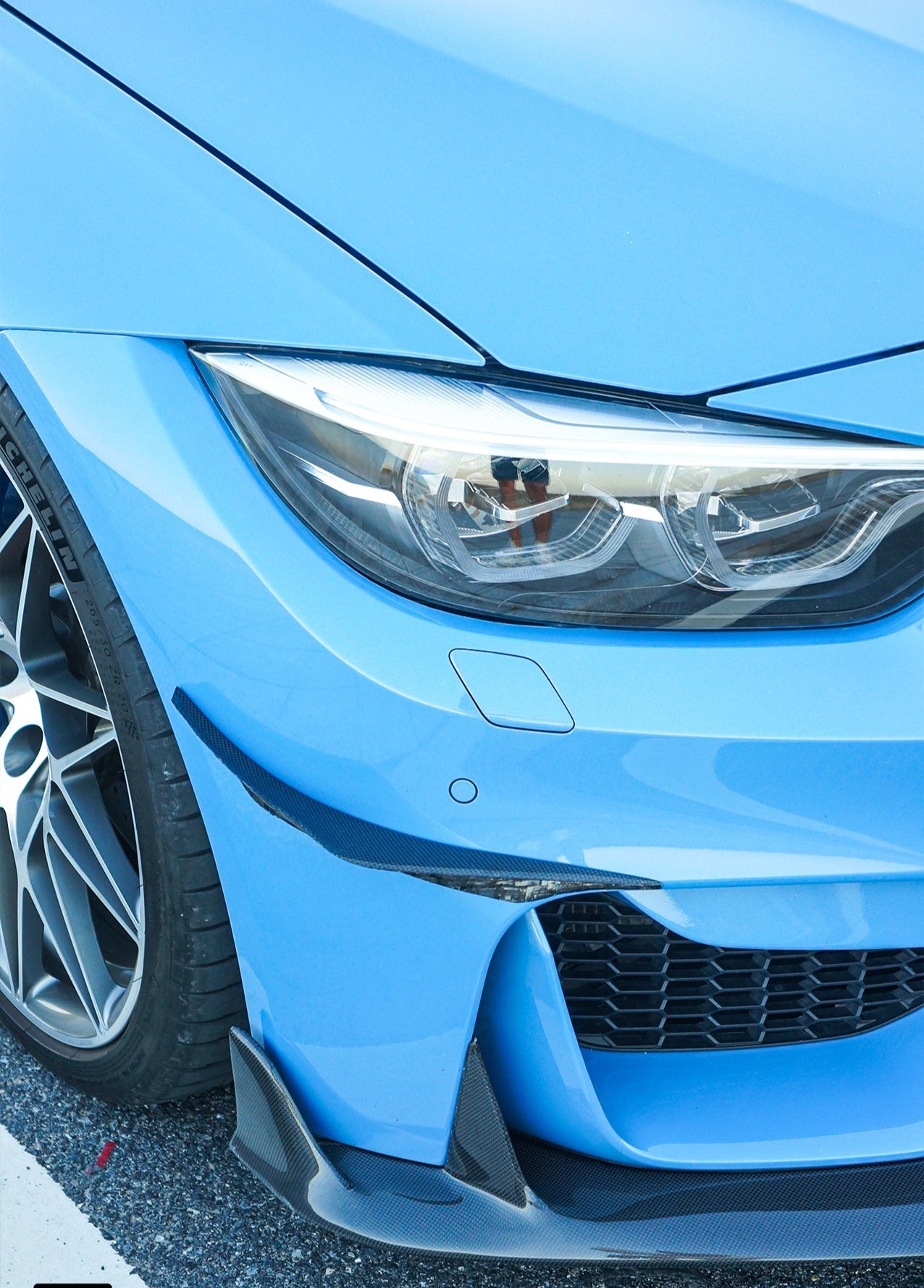 Geex Village Front Canards for BMW M3/C/CS F81 F80 2014-2018 & M4/C/CS F83 F82 2014-2020 Carbon Fiber