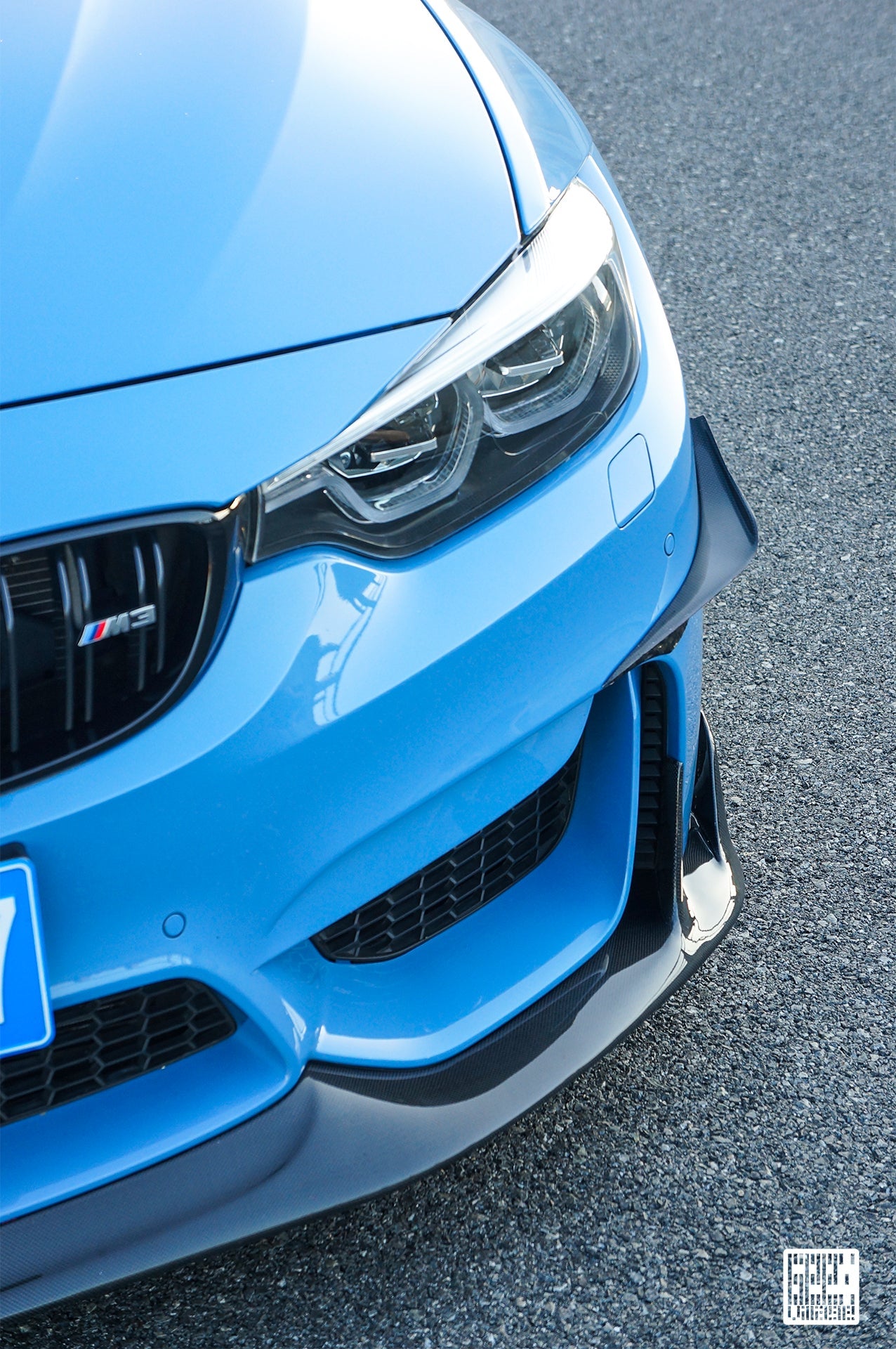 Geex Village Front Canards for BMW M3/C/CS F81 F80 2014-2018 & M4/C/CS F83 F82 2014-2020 Carbon Fiber