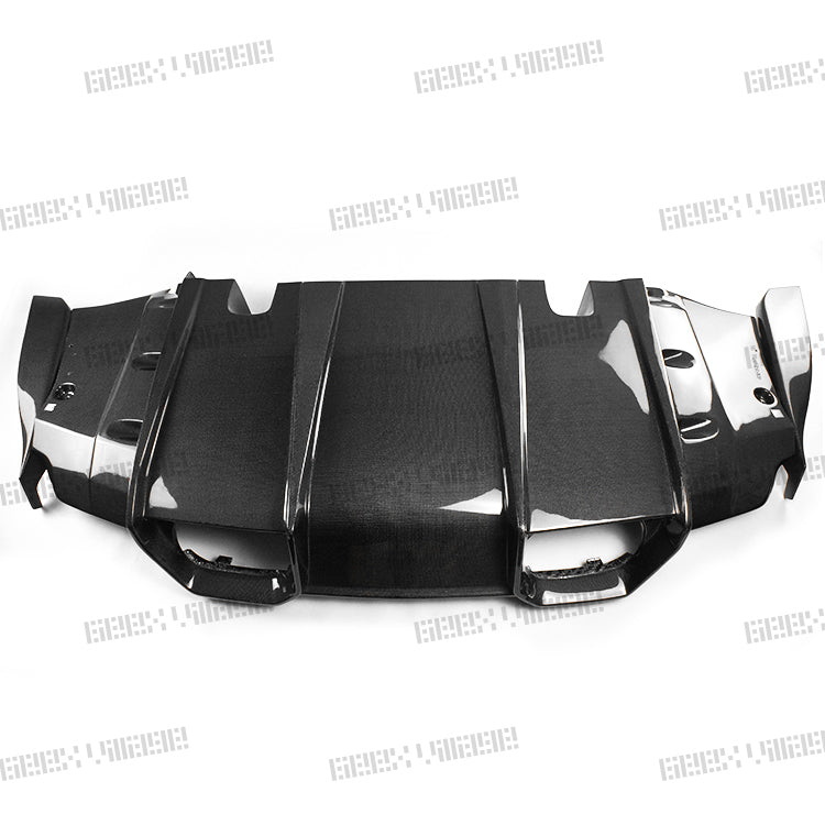 Geex Village Rear Diffuser & Undertray for BMW M3/C/CS F81 F80 2014-2018 & M4/C/CS F83 F82 2014-2020 Carbon Fiber