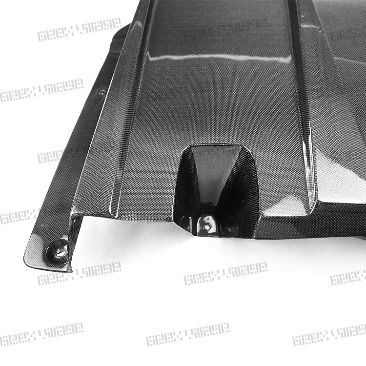 Geex Village Rear Diffuser & Undertray for BMW M3/C/CS F81 F80 2014-2018 & M4/C/CS F83 F82 2014-2020 Carbon Fiber