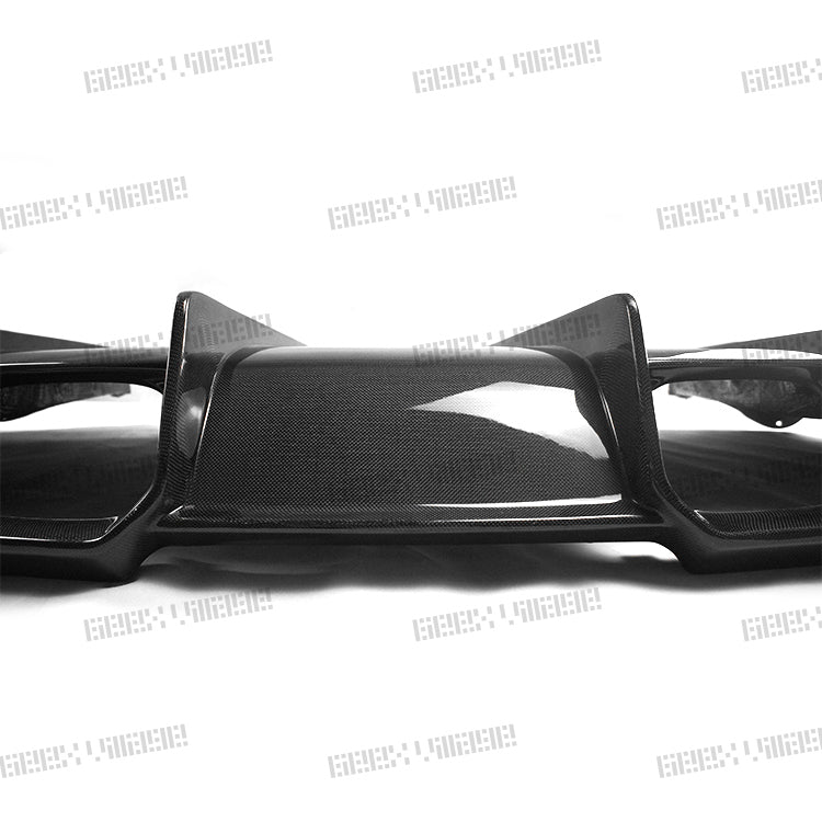 Geex Village Rear Diffuser & Undertray for BMW M3/C/CS F81 F80 2014-2018 & M4/C/CS F83 F82 2014-2020 Carbon Fiber