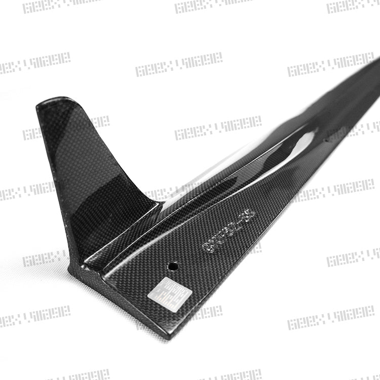 Geex Village Side Skirts for BMW M3/C/CS F81 F80 2014-2018 & M4/C/CS F83 F82 2014-2020 Carbon Fiber