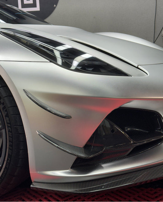 Geex Village GEEX Front Canards for Lotus Emira 3.6 V6 2.0 Four-cylinder 2022-ON Dry Pre-preg Carbon Fiber