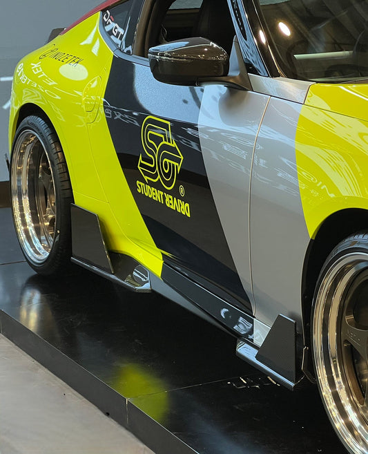 Geex Village GC Style Side Skirts for Nissan Z 400Z RZ34 2023-ON Dry Pre-preg Carbon Fiber