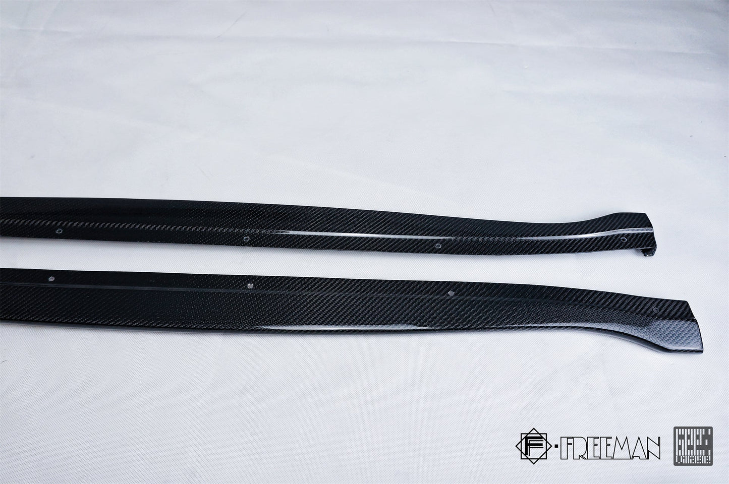Geex Village Side Skirts for Porsche 718 Cayman Boxster Base S T GTS GT4 Spyder 2017-ON Carbon Fiber