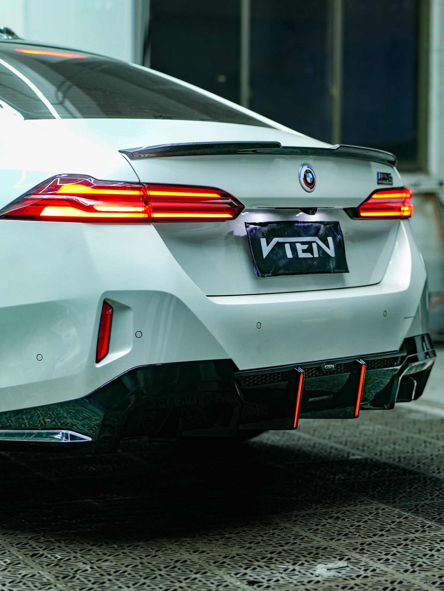 VTEN Rear Lip Spoiler for BMW 5 Series 530 540 & i5 e/x Drive40 M60 G60 2024-ON ABS