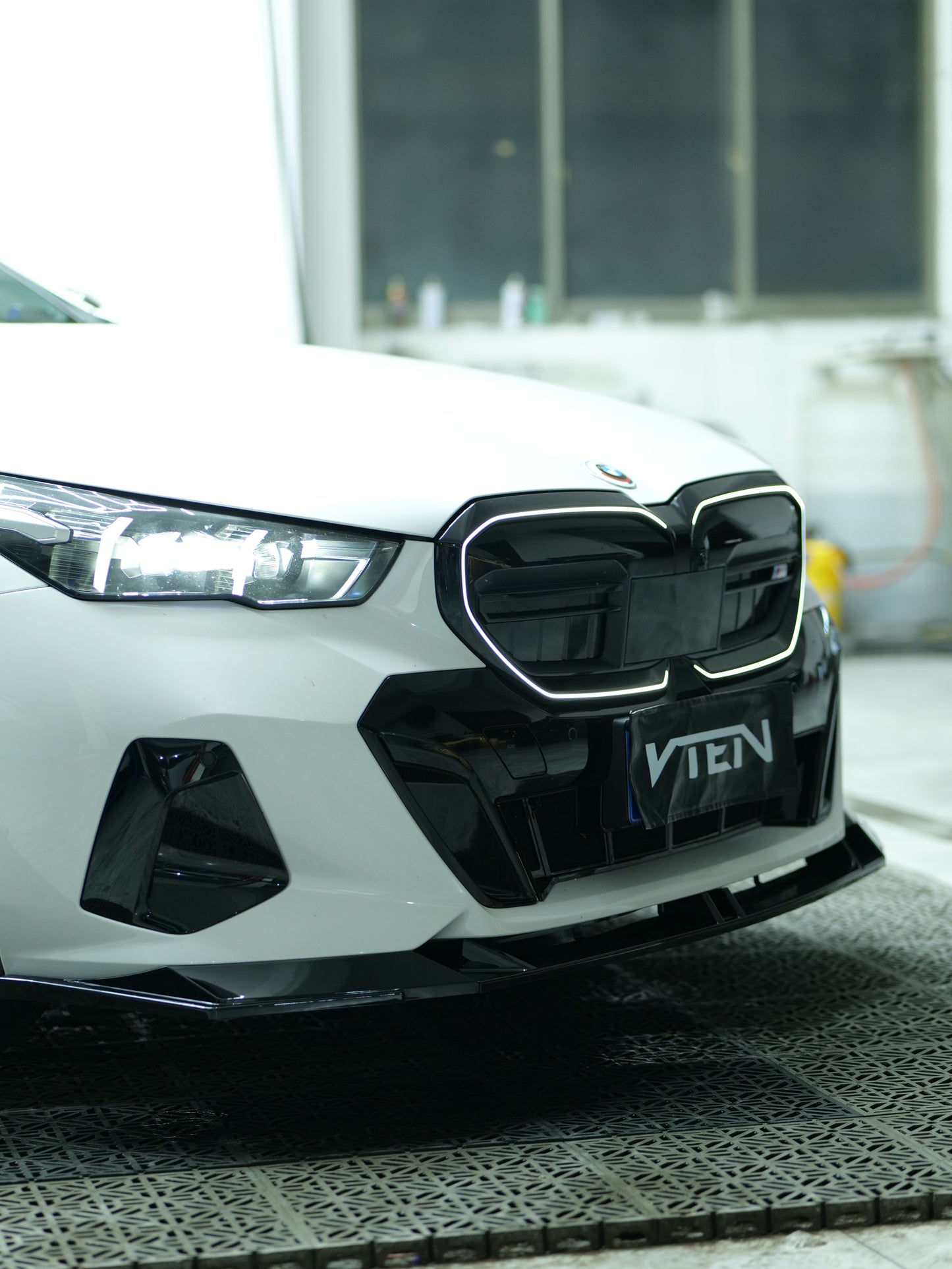 VTEN Front Lip for BMW 5 Series 530 540 & i5 e/x Drive40 M60 G60 G61 2024-ON PP